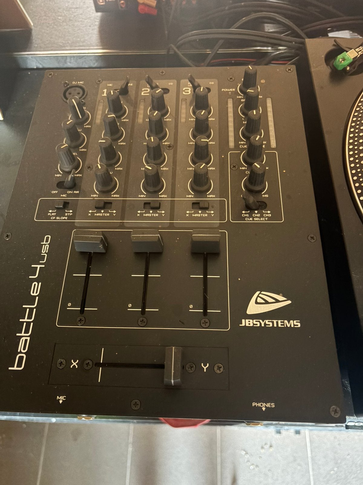 Mengpaneel jbsystems battle 4, Enlèvement, Comme neuf