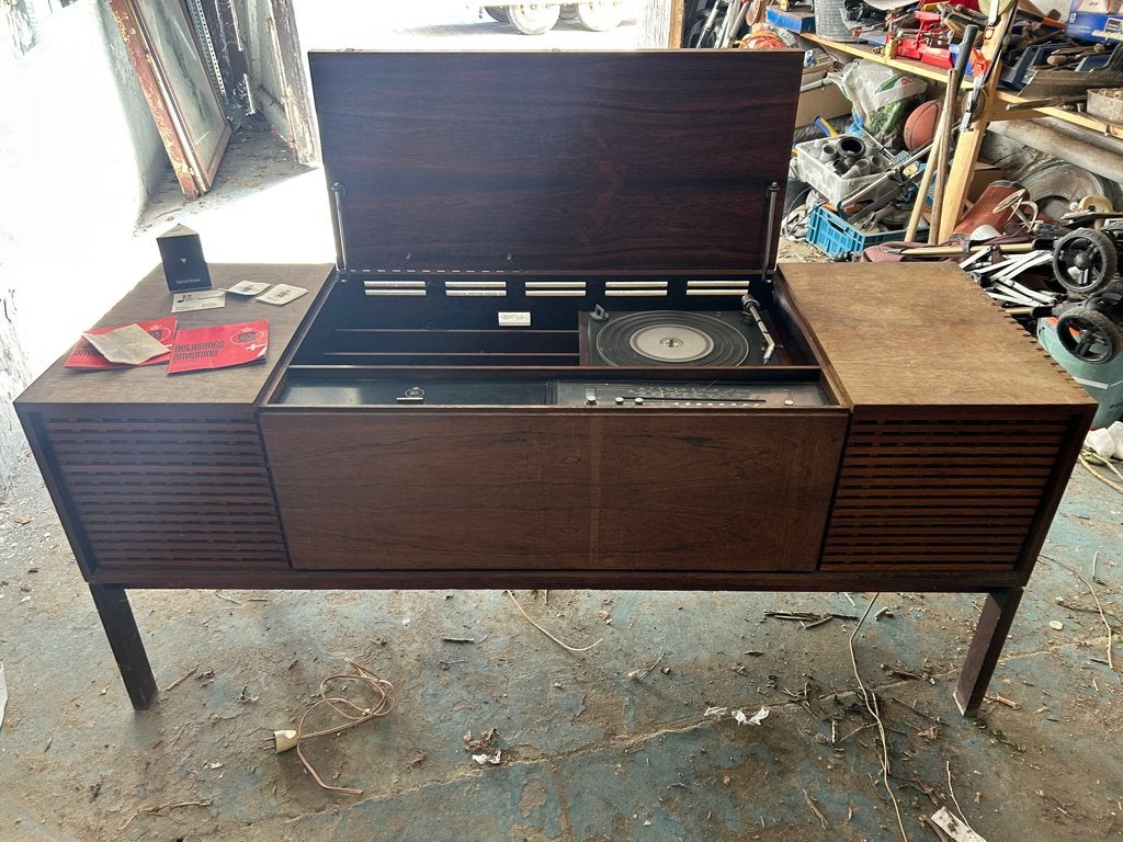 Mobilier Bang & Olufsen beomaster (radio + tourne-disque), Enlèvement