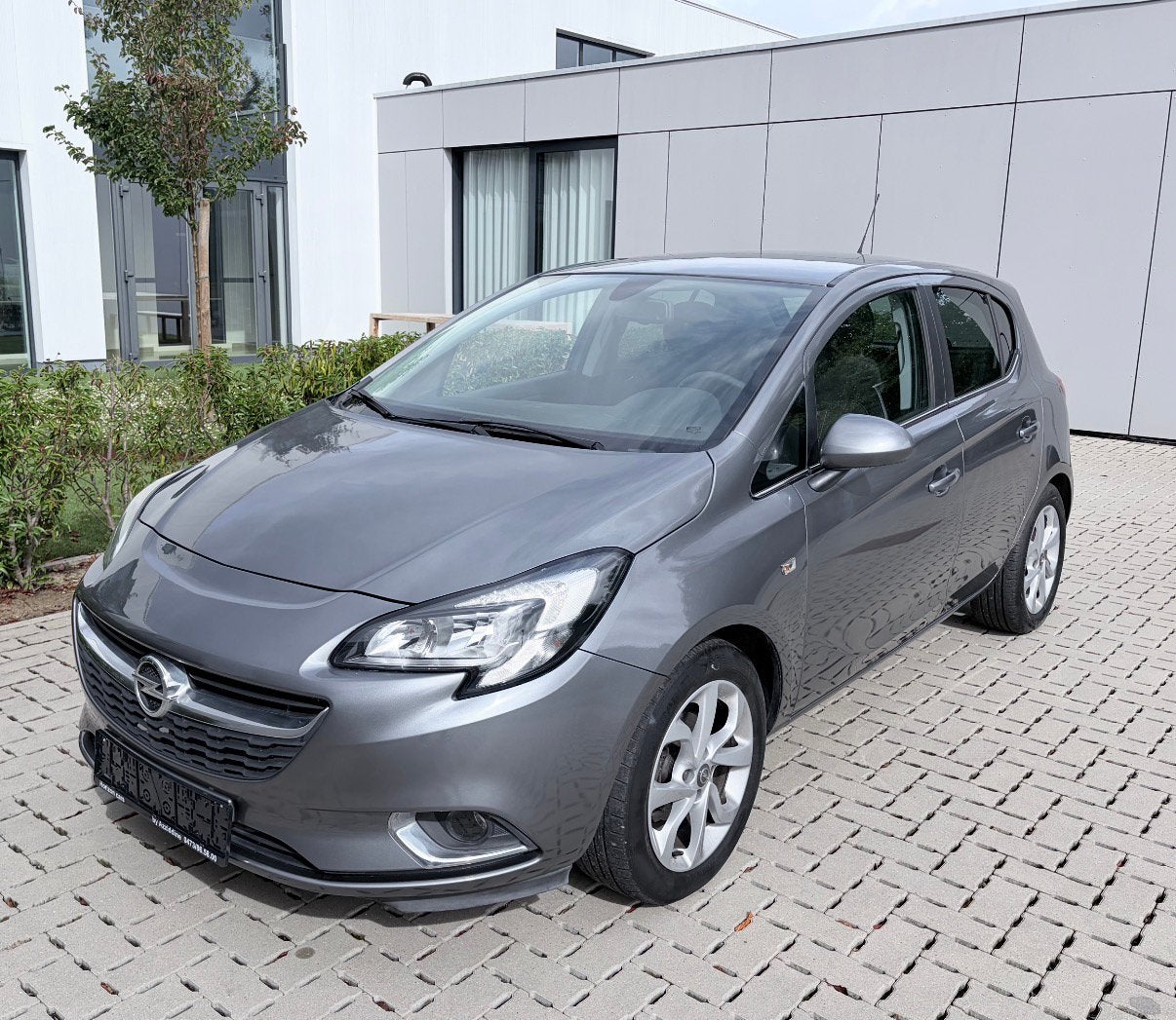 Opel Corsa 1.4 Benzine + Garantie, Auto's, Dealer onderhouden, Euro 6, 5 deurs, Stadsauto