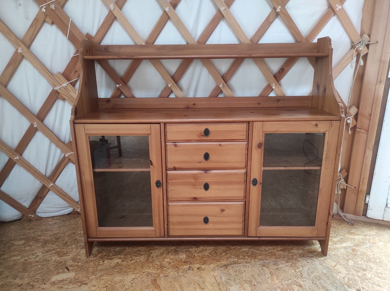 buffet en pin Ikea, 25 à 50 cm, Comme neuf, 100 à 150 cm, Enlèvement