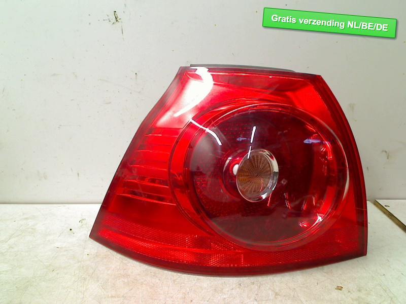 FEU ARRIÈRE GAUCHE origineel Golf V (1K1) (1K6945095E), Utilisé, De Bloemendaal 21 21
5221 EB  'S HERTOGENBOSCH, NL, Info@123Parts.nl