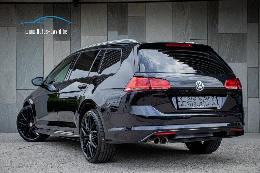 Volkswagen Golf 7 Variant 1.2 TSI R-line/Historique, 1197 cm³, https://public.car-pass.be/vhr/2fd0bb0b-6484-422d-8850-9d0b3f8e1f1a