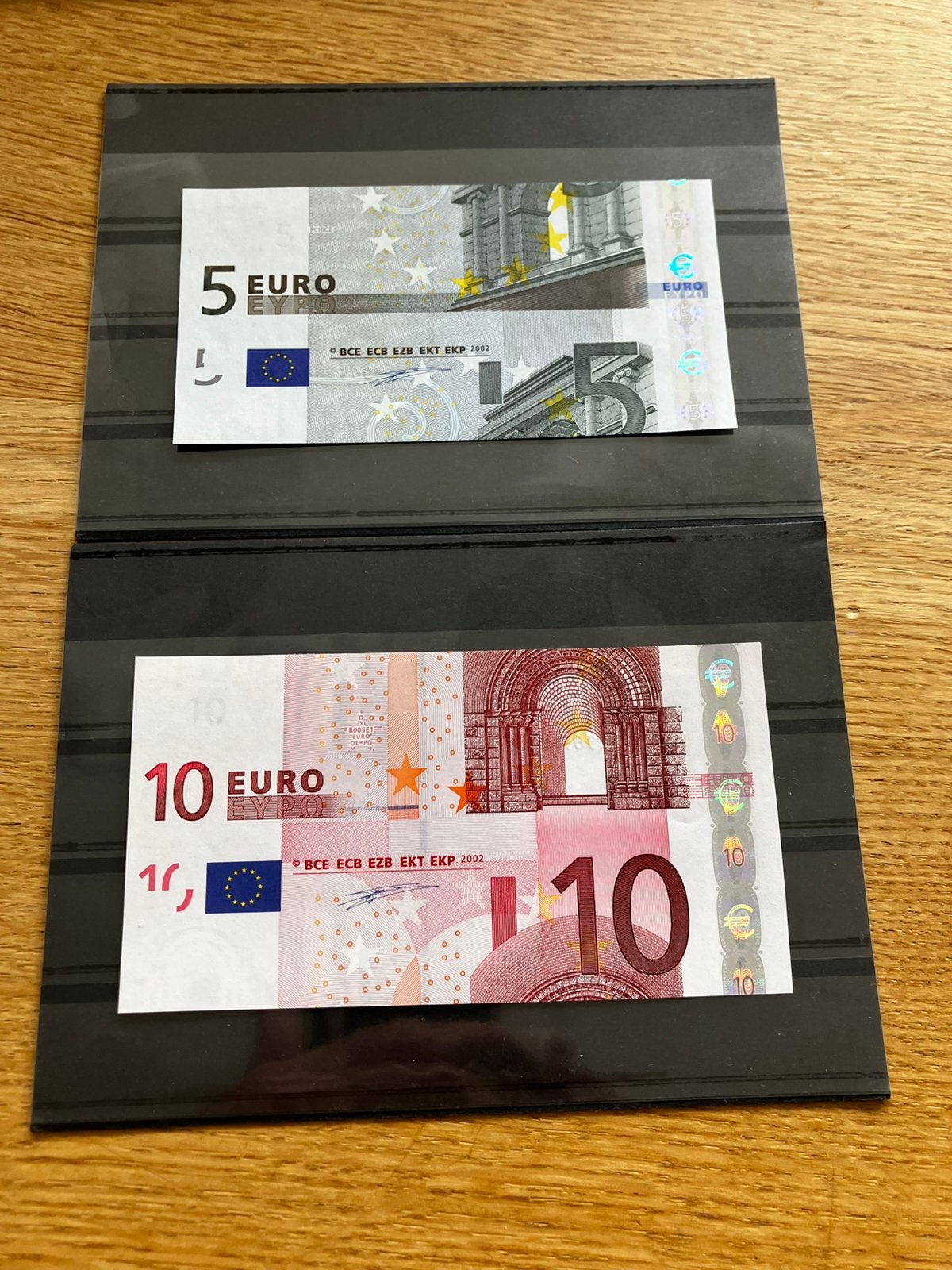 2 stuks versneden eurobiljet - zeer bijzonder !!!, Postzegels en Munten, Bankbiljetten | Europa | Eurobiljetten, Ophalen of Verzenden