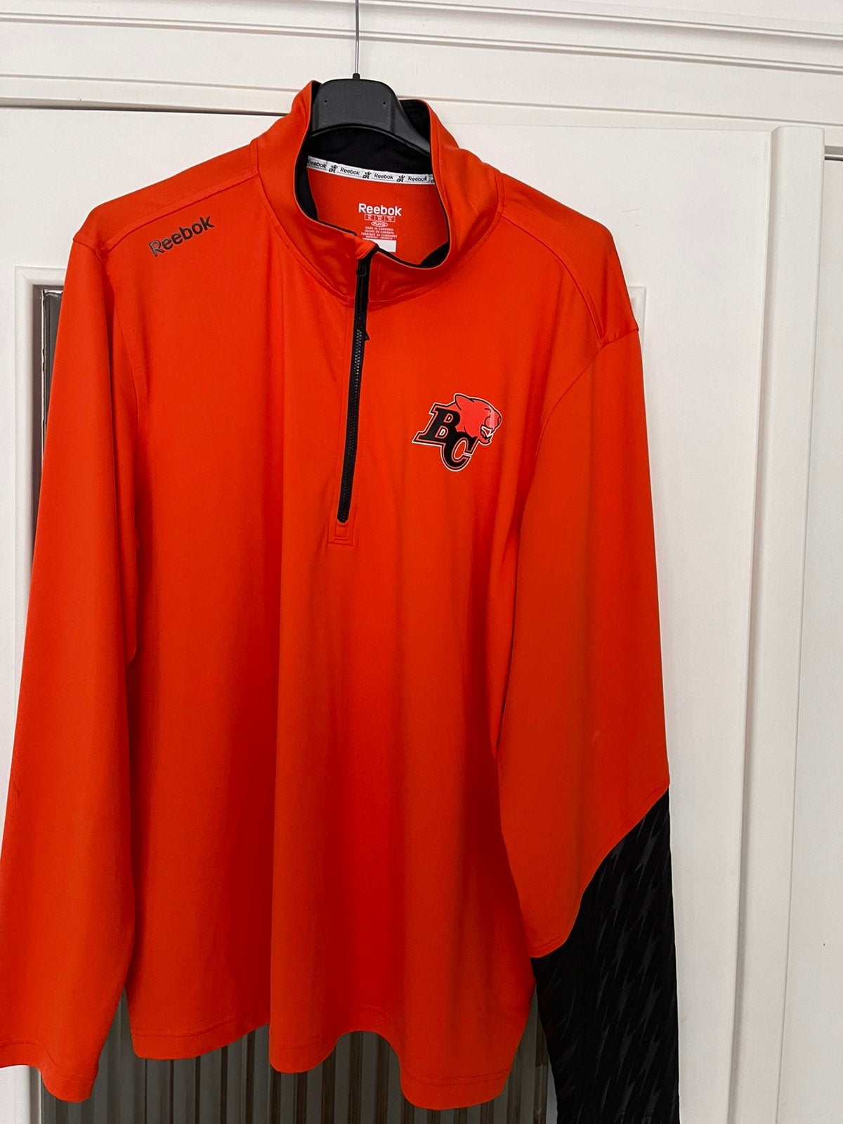 Ligue canadienne de football. Reebok. XL, Envoi, Comme neuf