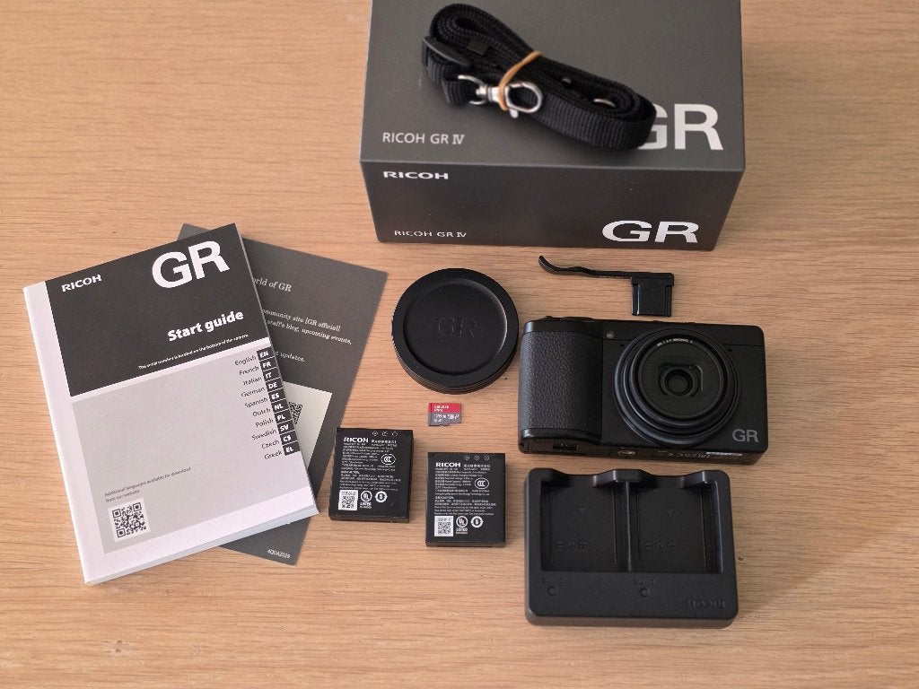 RICOH GR IV, TV, Hi-fi & Vidéo, Appareils photo numériques, Batterie, Comme neuf, Enlèvement, Ricoh