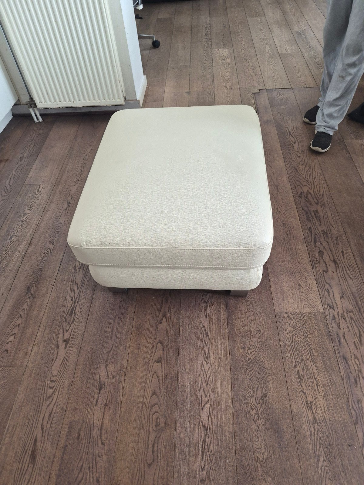 pouf / repose pieds  85 cm / 70 cm, Comme neuf, Synthétique, Enlèvement, Rectangulaire