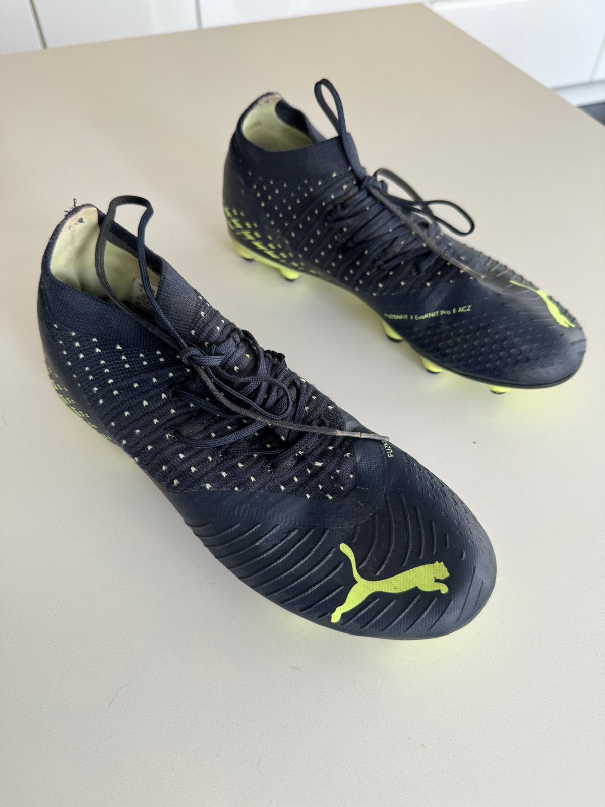 Chaussures de football Puma - taille 37, Sports & Fitness, Football, Enlèvement, Utilisé, Chaussures