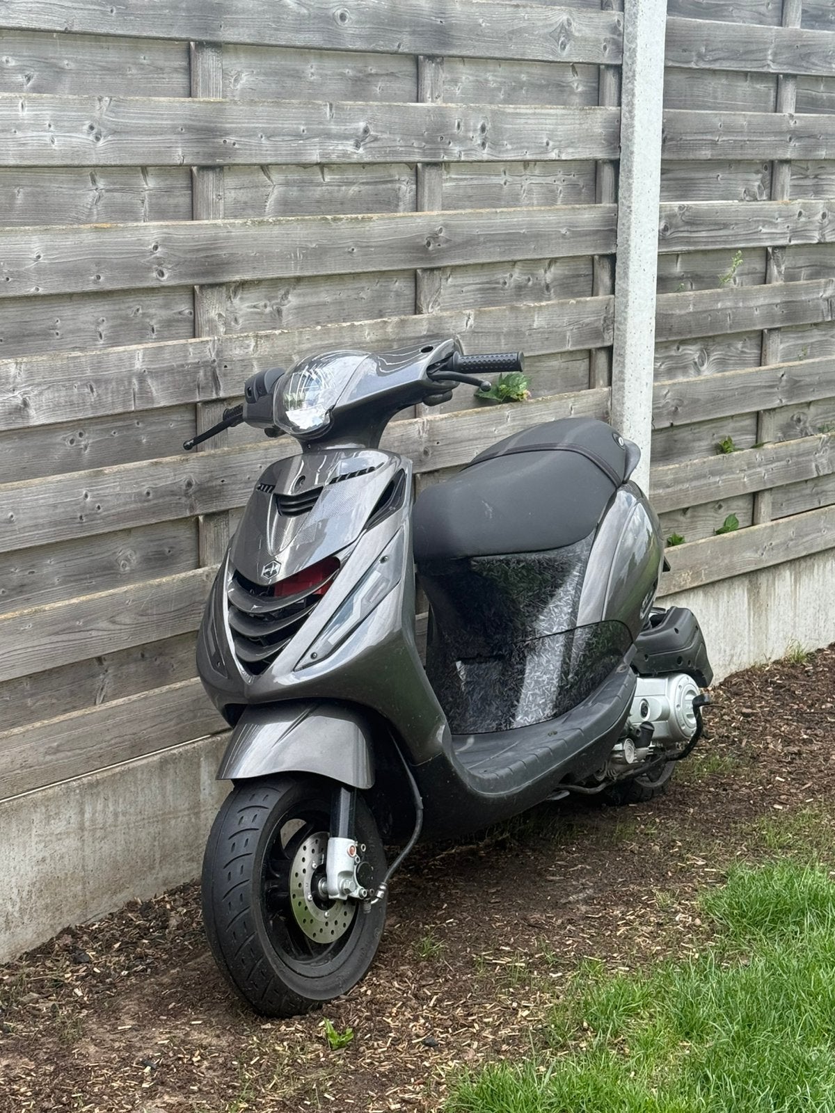 Piaggio zip iget a klasse, Ophalen, Zo goed als nieuw, Zip