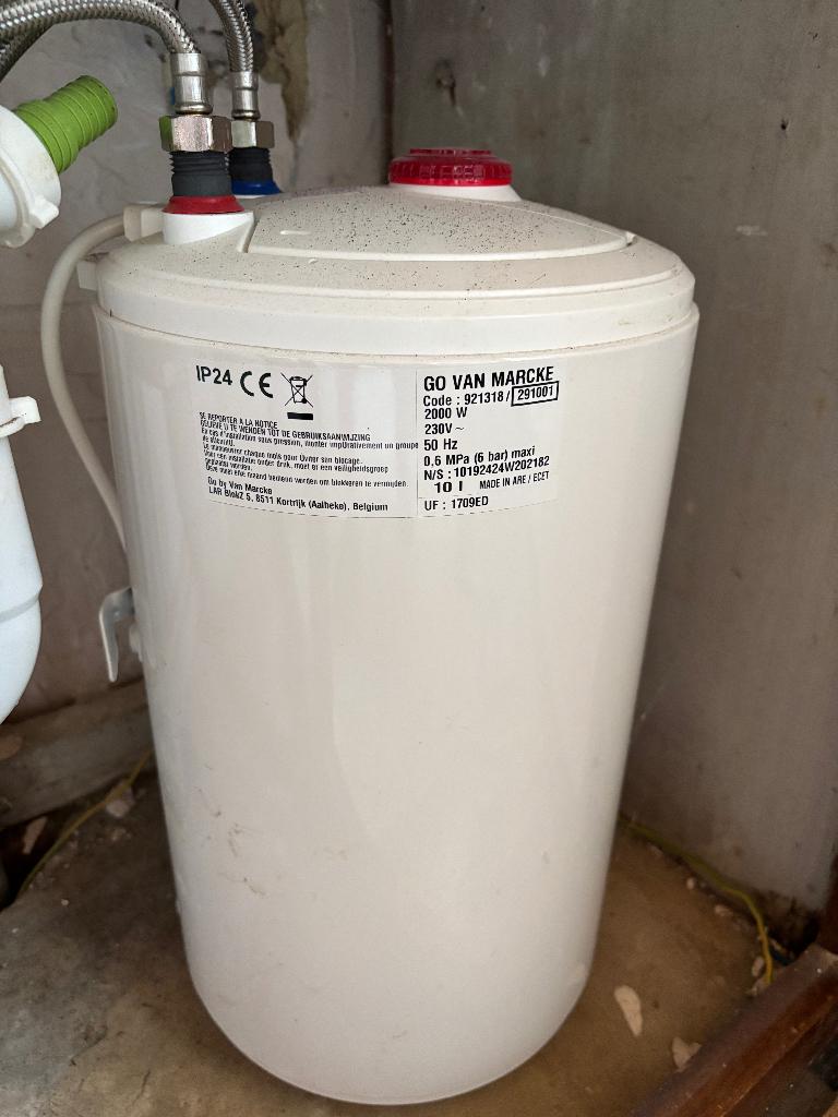 A vendre Boiler sous évier Van Marcke (10L), Ophalen, Boiler, Minder dan 20 liter, Minder dan 3 jaar oud