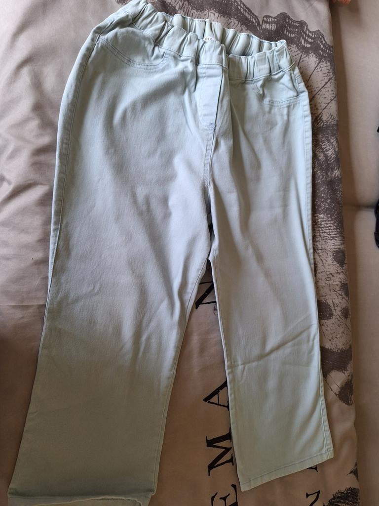 Gratis broek 46 en doos mondmaskers, Ophalen