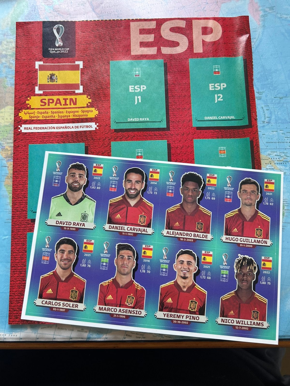 Panini Spanje : Jugon update WK 2022, Ophalen of Verzenden, Zo goed als nieuw, Meerdere stickers