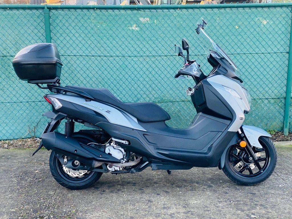 SYM JOYMAX Z 300 _ KMst 17457__BJ 2020_JACQMAER, Scooter, SYM, Bedrijf, Minimaal motorrijbewijs A2