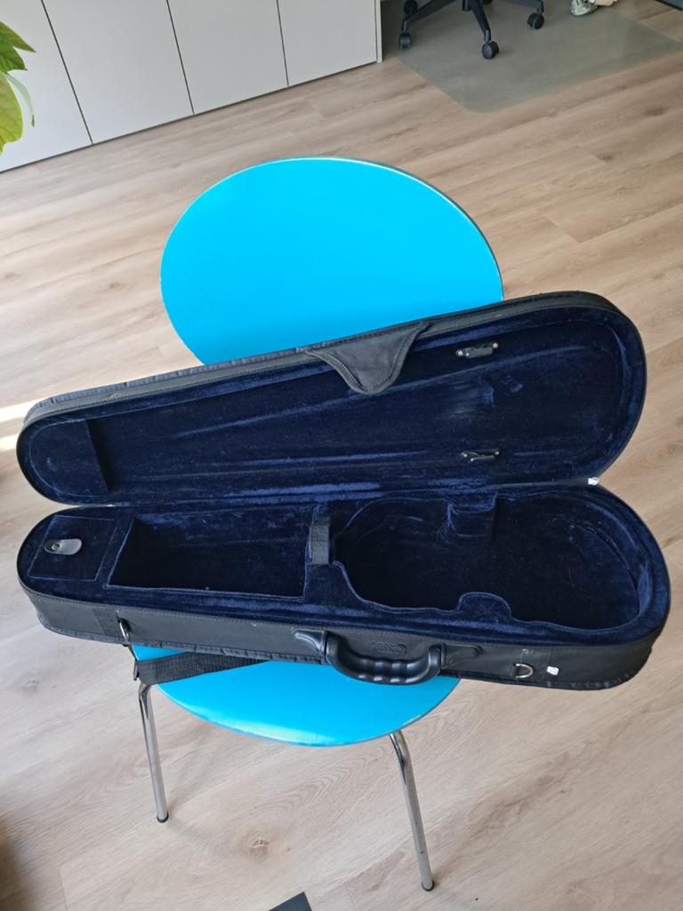 Vioolkist voor een 3/4 viool, Ophalen