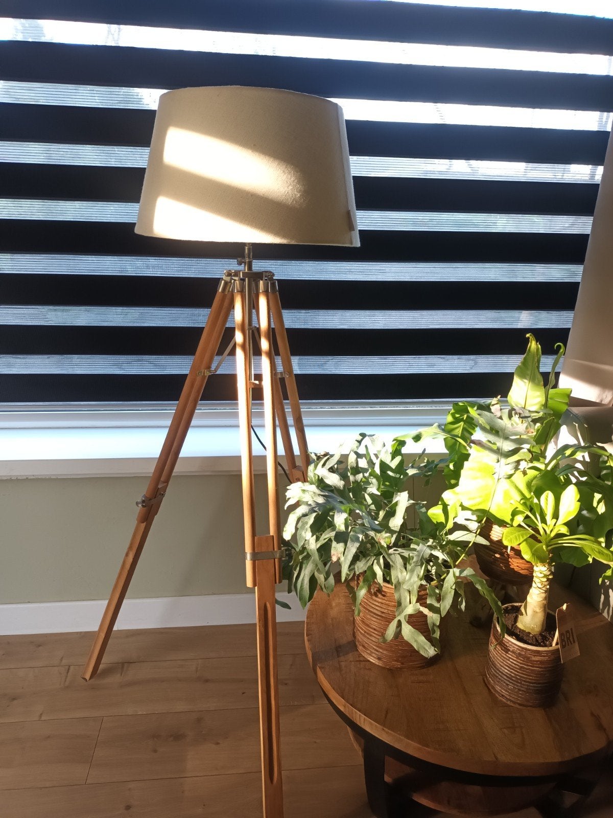 Houten driepoot pekkel vloerlamp, Huis en Inrichting, Ophalen, ###, ###, ###