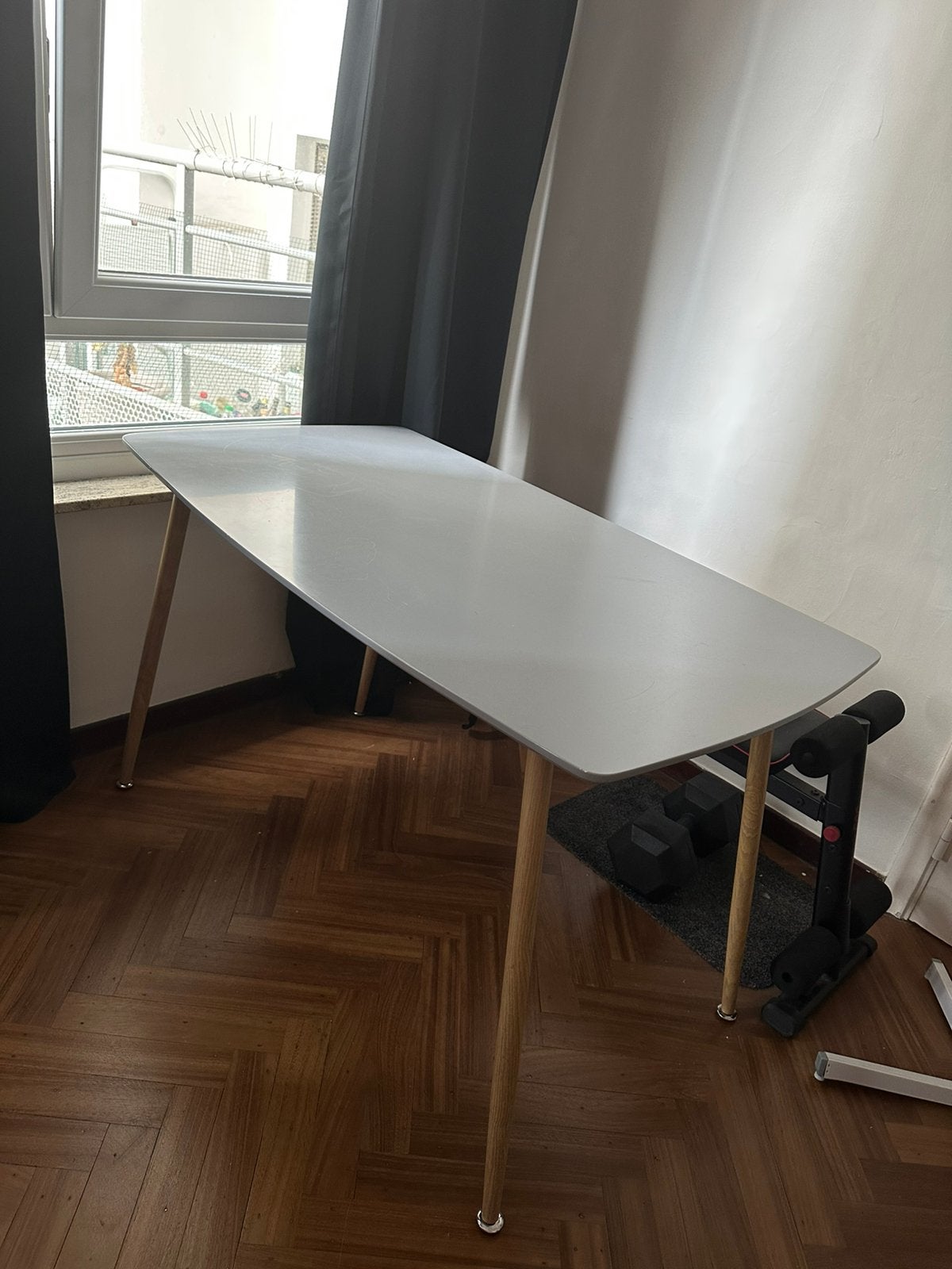 Dinning table 4-6 people, Maison & Meubles, Cinq personnes ou plus, 50 à 100 cm, 100 à 150 cm, Enlèvement