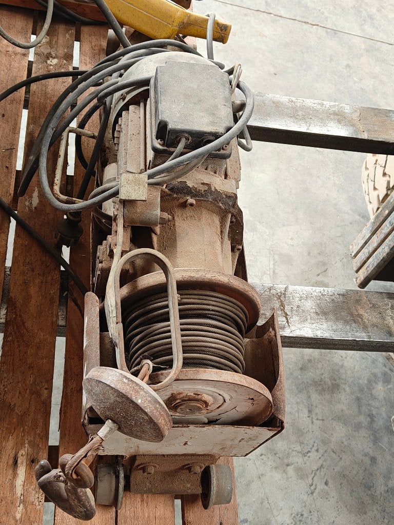 Portaalkranen, Bricolage & Construction, Treuils et Palans, Enlèvement, Utilisé, Électrique