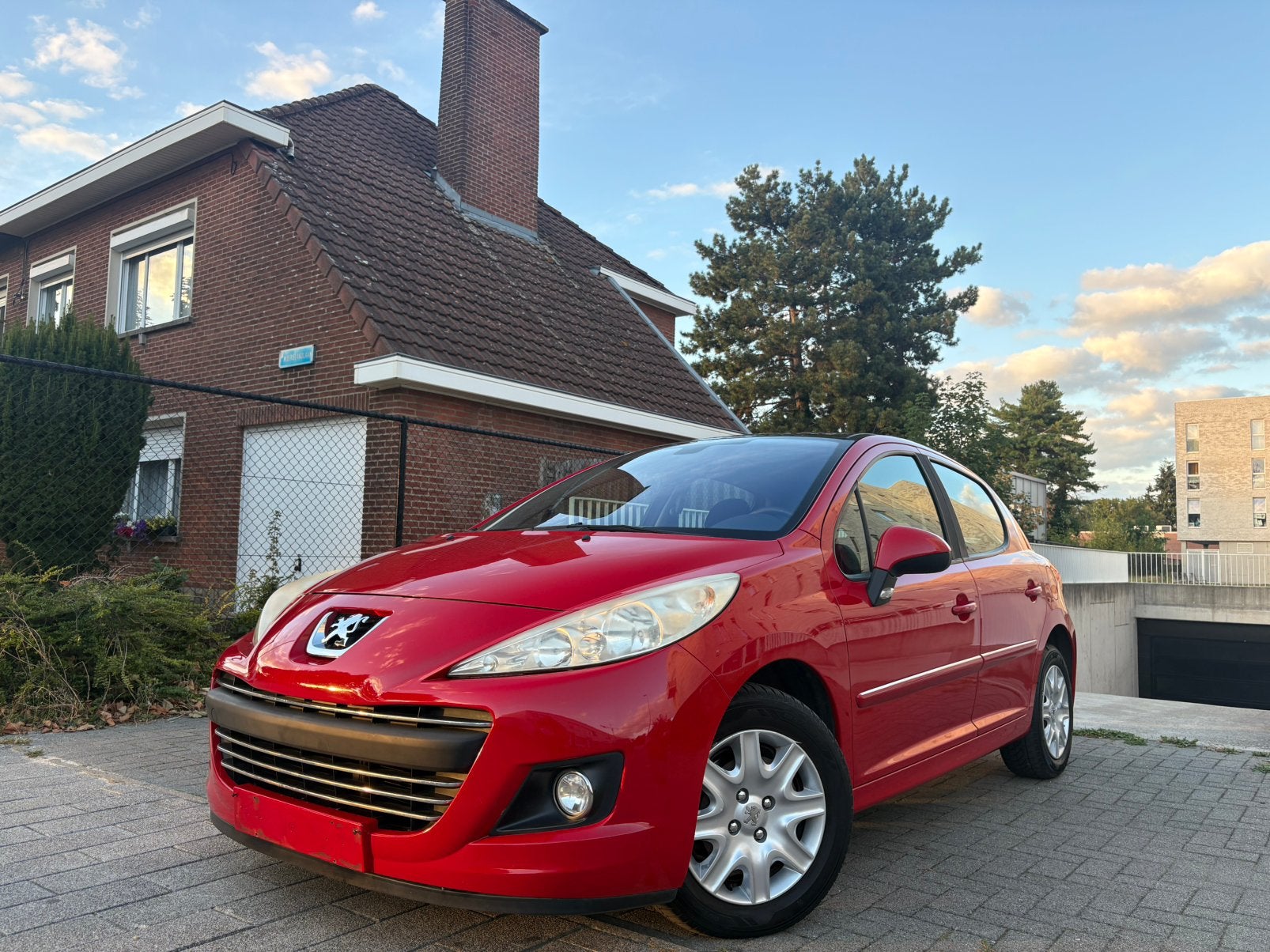 Peugeot 207/1.6 essence/climatisation/163000km/2009, Euro 5, Particulier, Essence, Verrouillage central