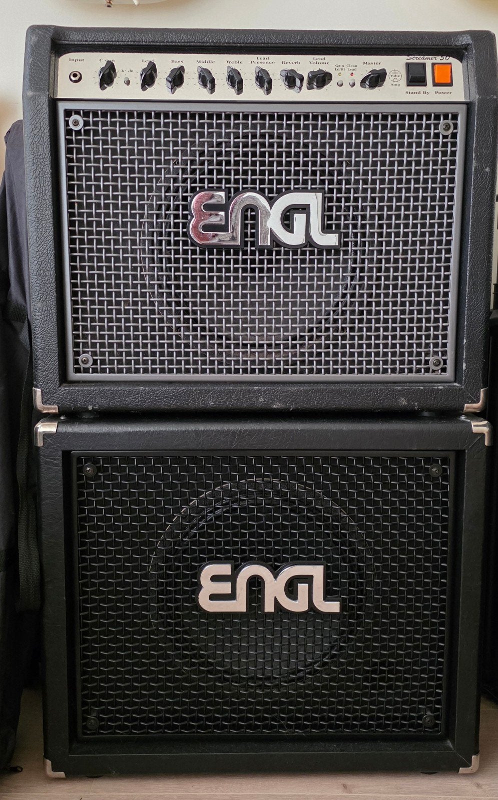 Gitaarversterker + cabinet ENGL

​ENGL 1x12 Extension Cabine, Musique & Instruments, Enlèvement, Utilisé, Guitare, 50 à 100 watts