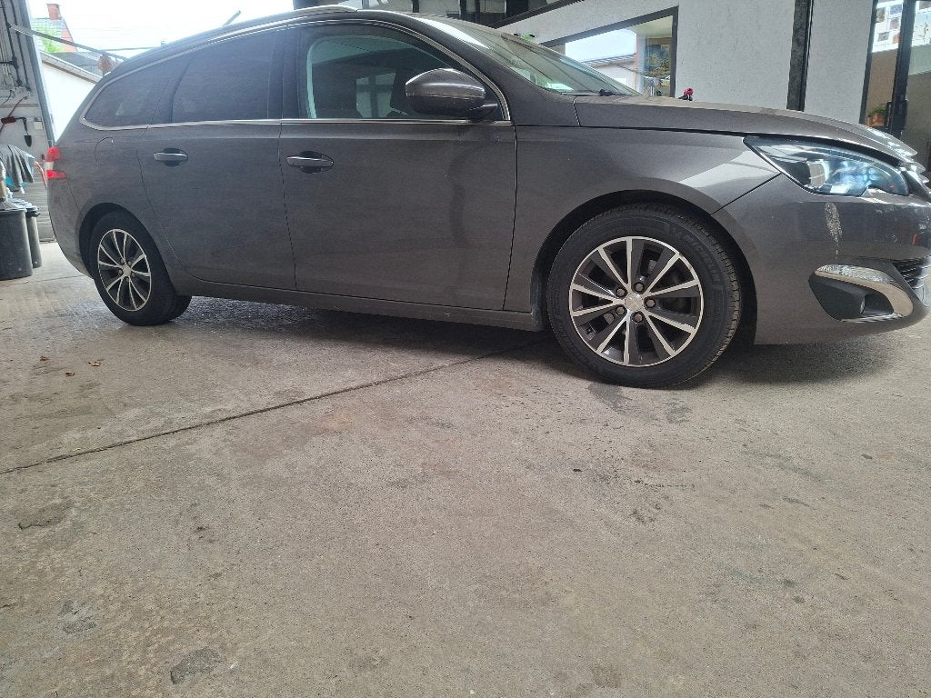 Peugeot 308, Auto's, Stof, Bruin, Parkeersensor, 96 kW