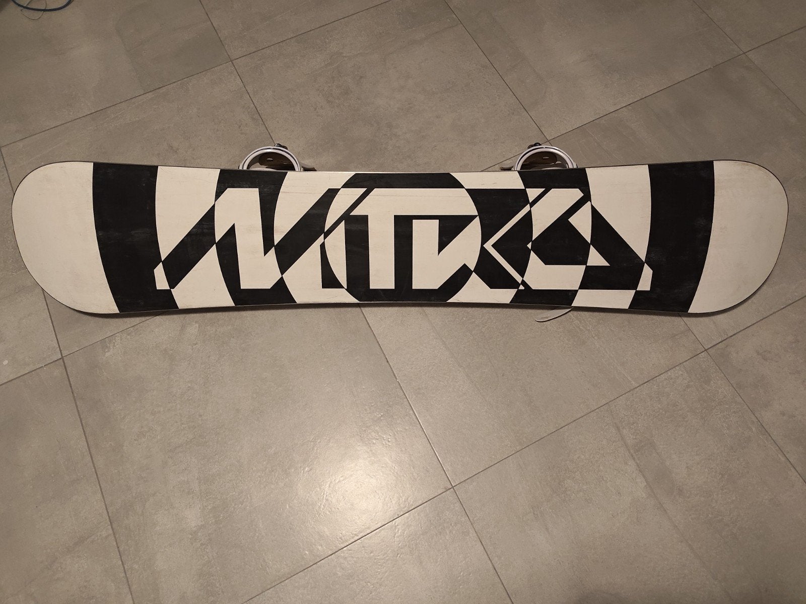 Nitro wide snowboard 158, Sports & Fitness, Enlèvement, Utilisé, Planche