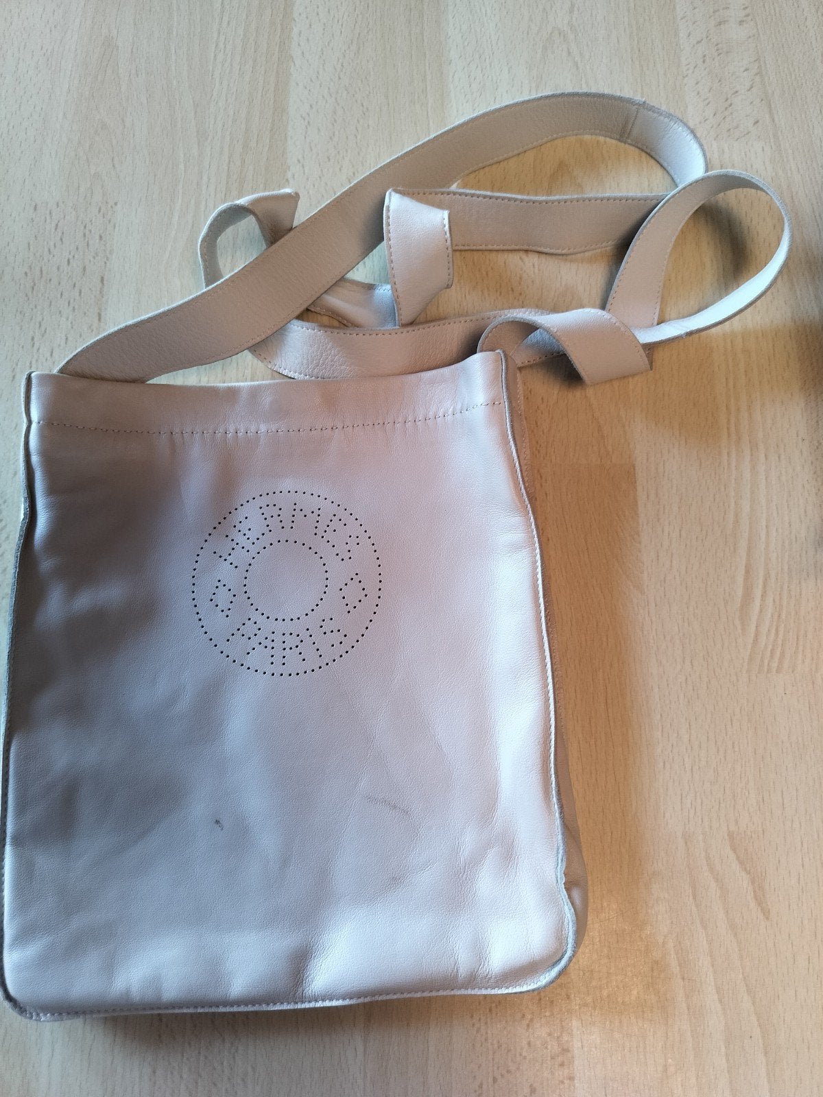 handtasje Hermes paris, Bijoux, Sacs & Beauté, Sacs | Sacs à bandoulière, Enlèvement ou Envoi, Utilisé, Beige, Cuir