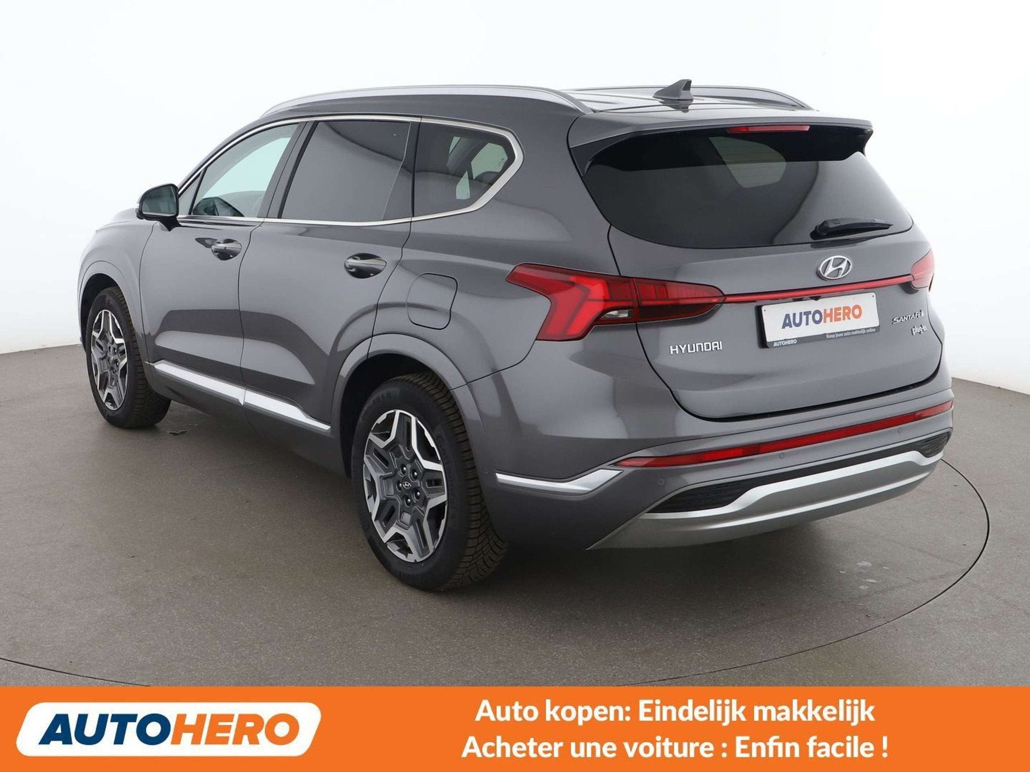 Hyundai Santa Fe 1.6 T-GDI Plug-in Hybrid Executive 4WD, Autos, Cuir, Argent ou Gris, Euro 6, 2080 kg