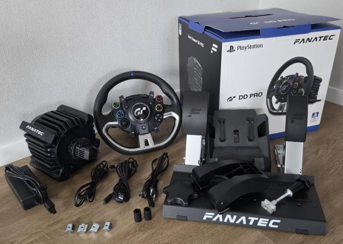 Fanatec Gran Turismo DD Pro QR2 5 Nm Bundle PC / PlayStation, Informatique & Logiciels, Joysticks, Enlèvement ou Envoi, Reconditionné