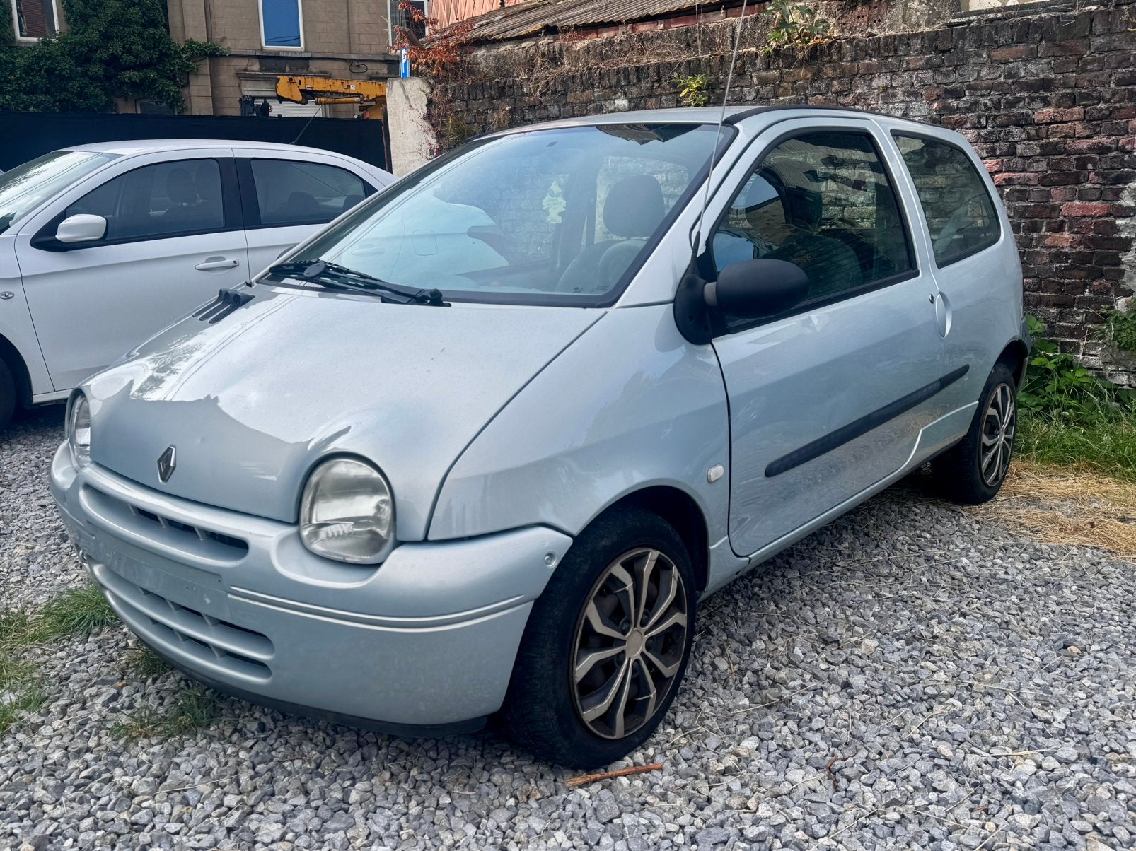 Renault twingo 1.2 82000km 1ere main prêt à immatriculer, Auto's, Renault, Voorwielaandrijving, Grijs, Zilver of Grijs, 43 kW