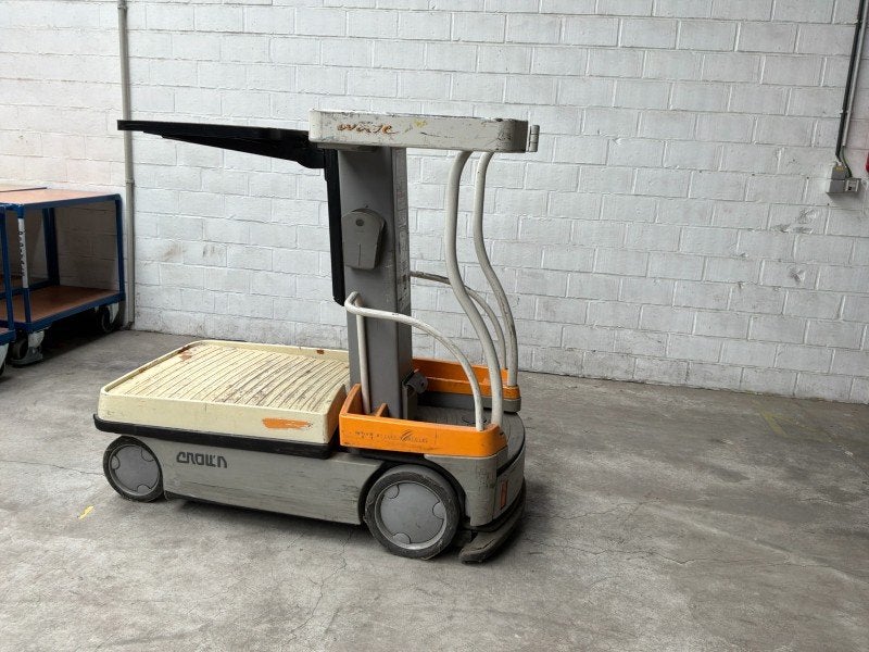 2010 Crown WAV50-118 Orderpicker
