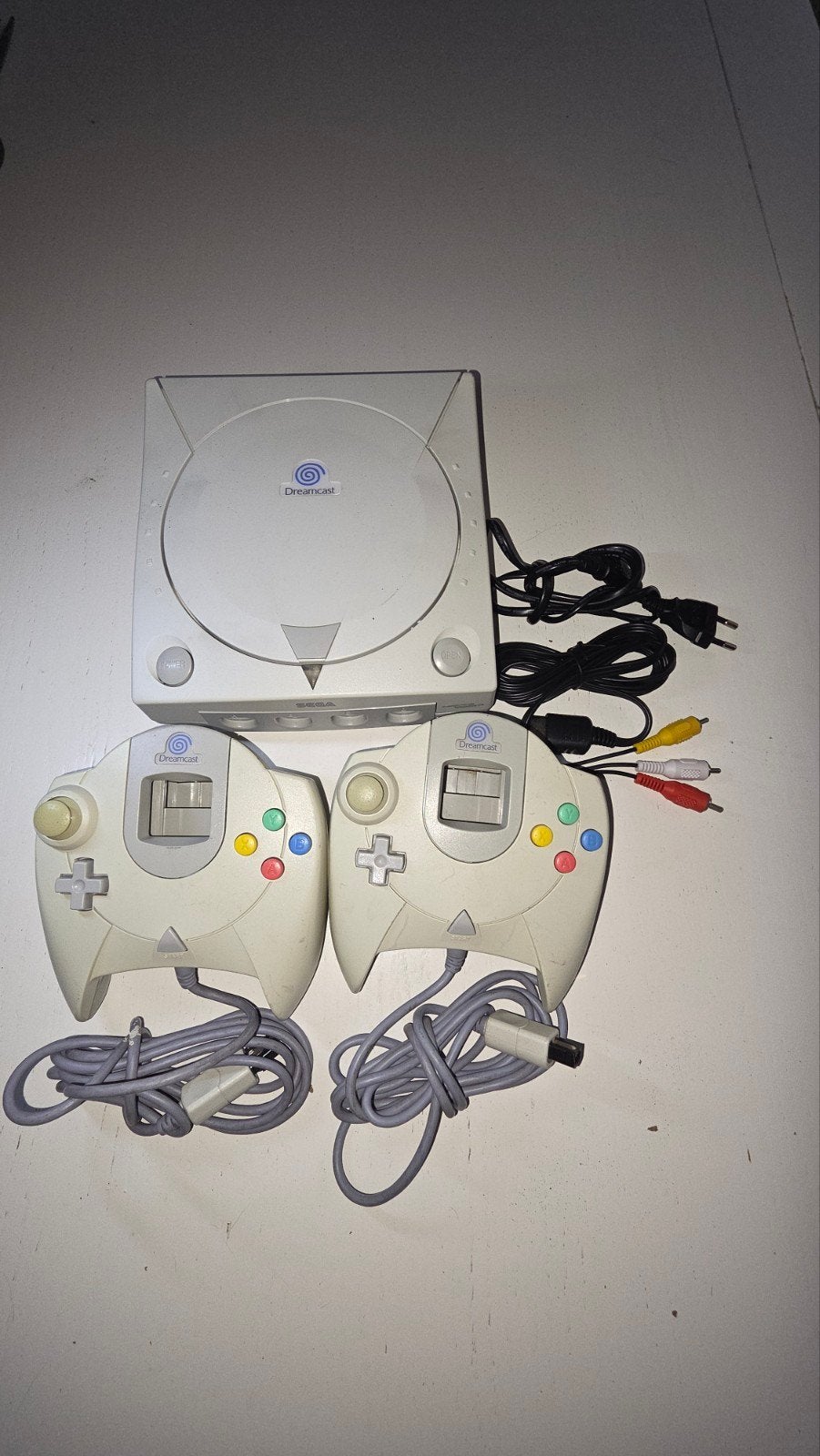 dreamcast-console met 2 controllers, Ophalen of Verzenden, Zo goed als nieuw, Met 2 controllers, Saturn of Dreamcast