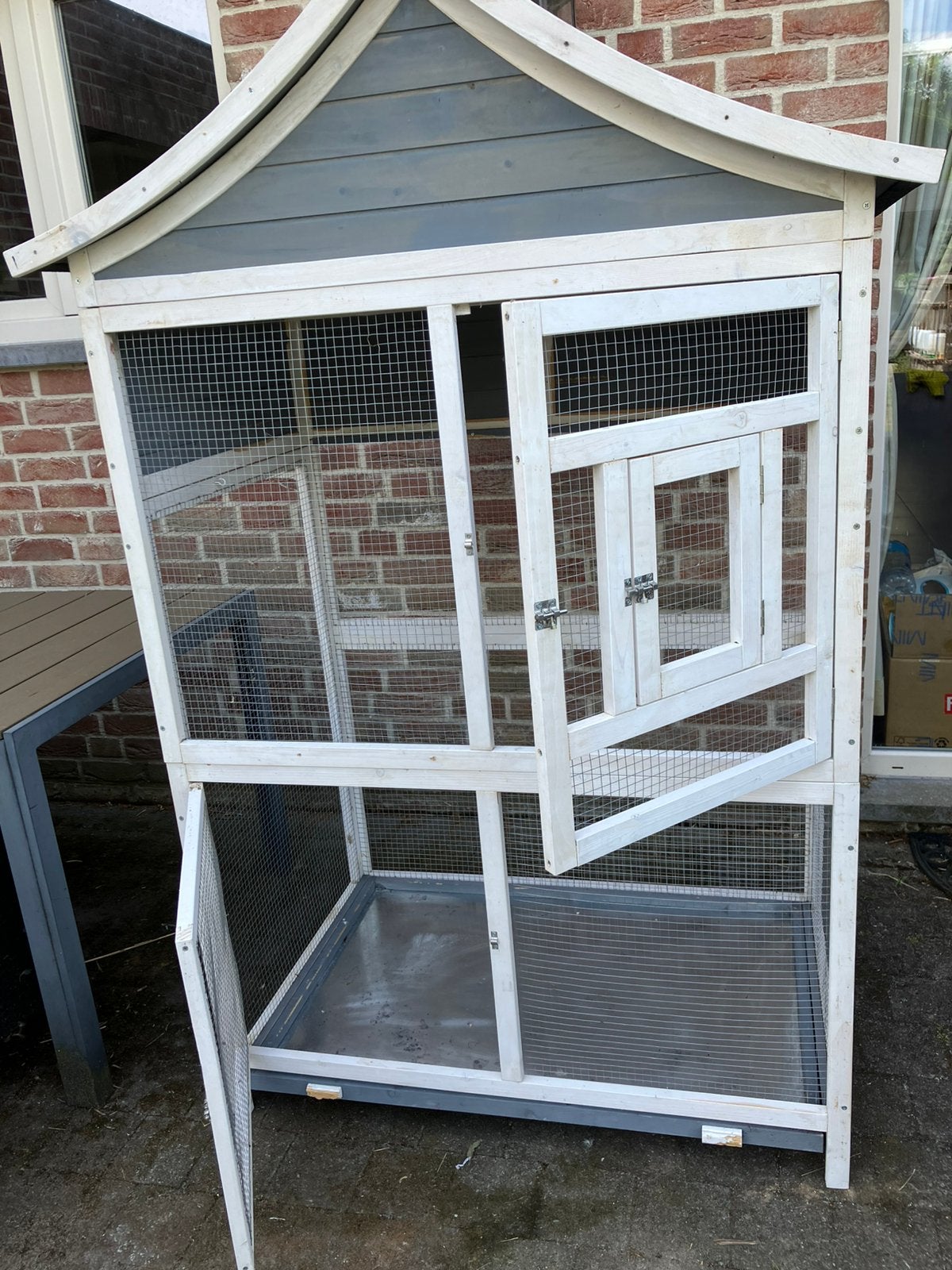 GROTE BUITEN/BINNEN VOLIERE VOOR MEERDERE VOGELS  NU 195 EUR, Enlèvement, Comme neuf, Bois, Volière
