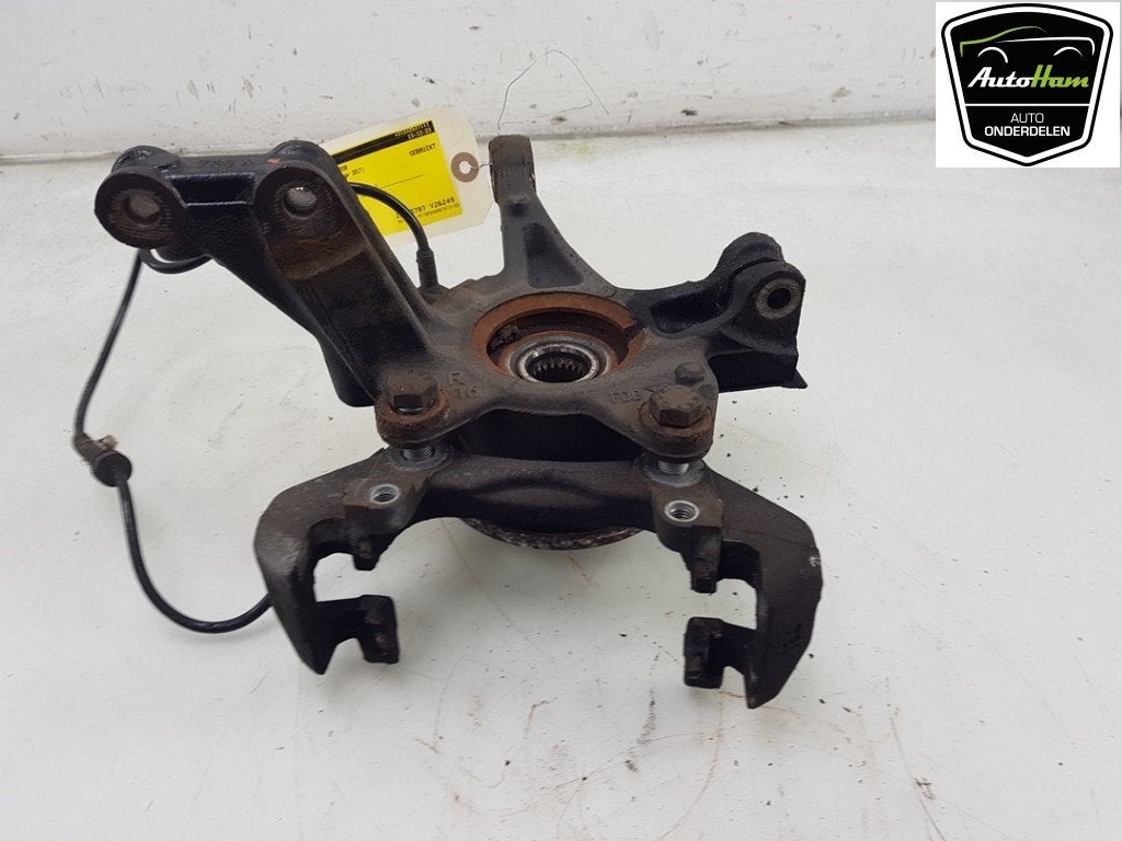 FUSEE RECHTS VOOR Renault Clio IV (5R) (01-2012/08-2021), Dhr. J. Ham, Gebruikt, Renault, Administratie@autoham.nl