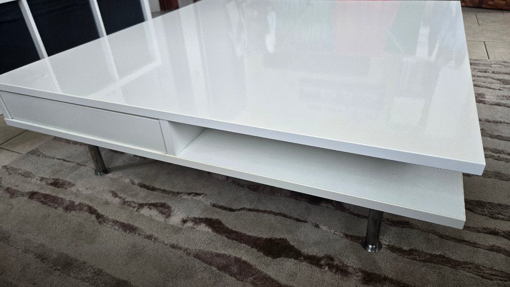 Table basse design blanc laqué avec rangements, 50 à 100 cm, Carré, Enlèvement, Utilisé