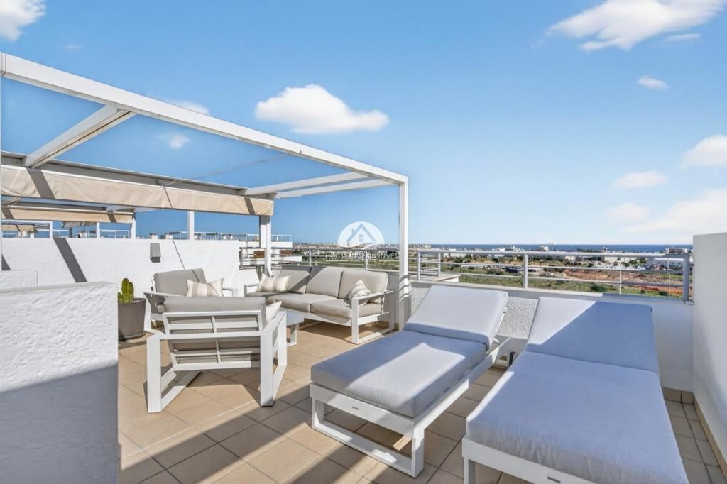 Penthouse met zwembad in Lomas de Cabo Roig., Immo, 75 m², Spanje, 2 kamers, Lomas de Cabo Roig.