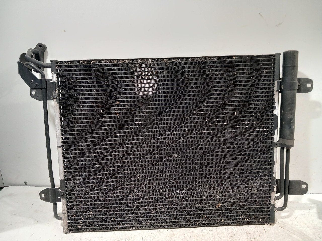 Airco condensor Volkswagen Tiguan, Autos : Pièces & Accessoires, Onderdelen@venauto.nl, Van der Ven Autorecycling B.V., Ettenseweg 76, 4706 PB Roosendaal, The Netherlands