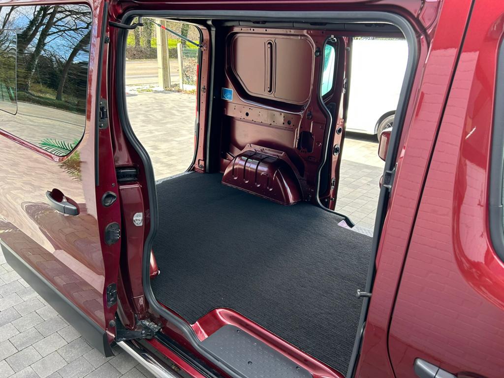 RENAULT TRAFIC | 2023 | 27.000 KM, Auto's, Euro 6, Renault, Bedrijf, Diesel