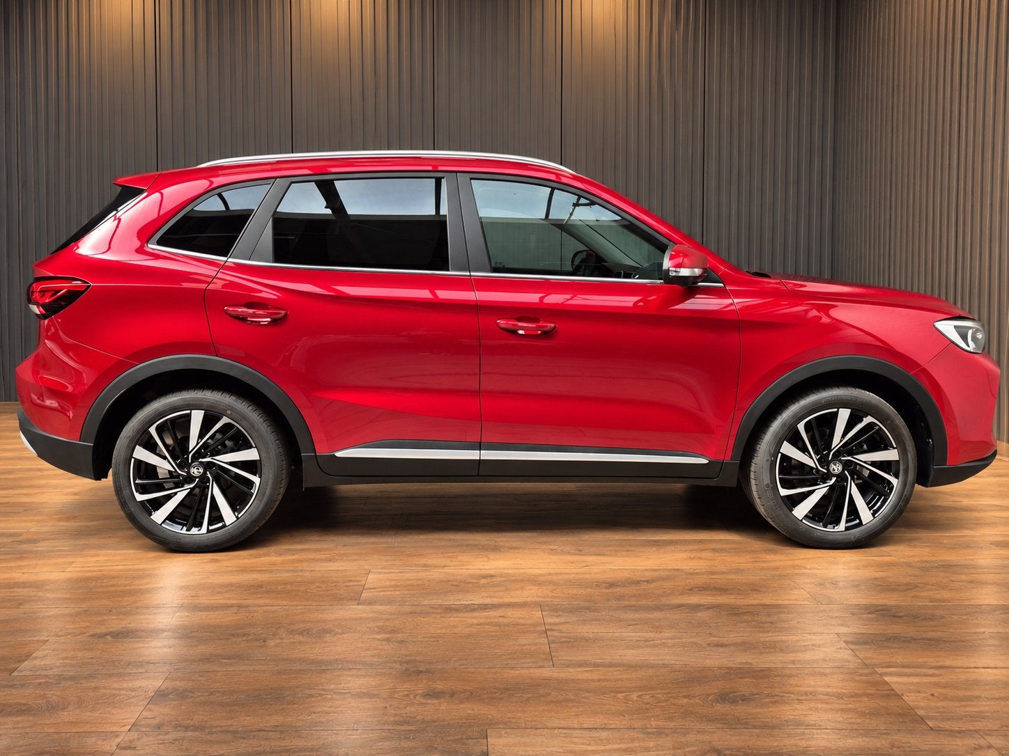 MG ZS 1.5 Hybrid+ 197pk Luxury automaat 8/2026, Auto's, 197 pk, 145 kW, 1498 cc, 4 cilinders