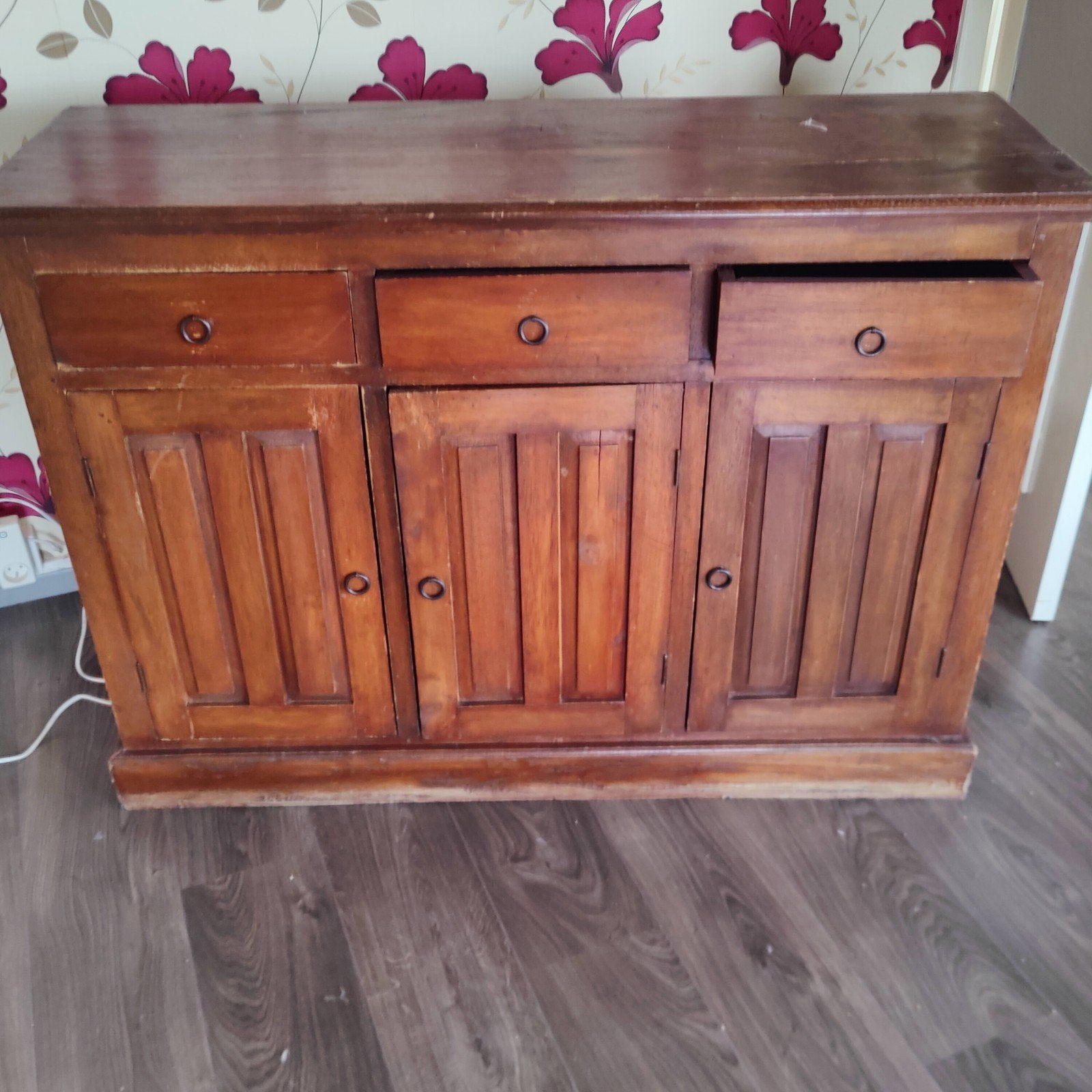 mooie houten kastje., Ophalen