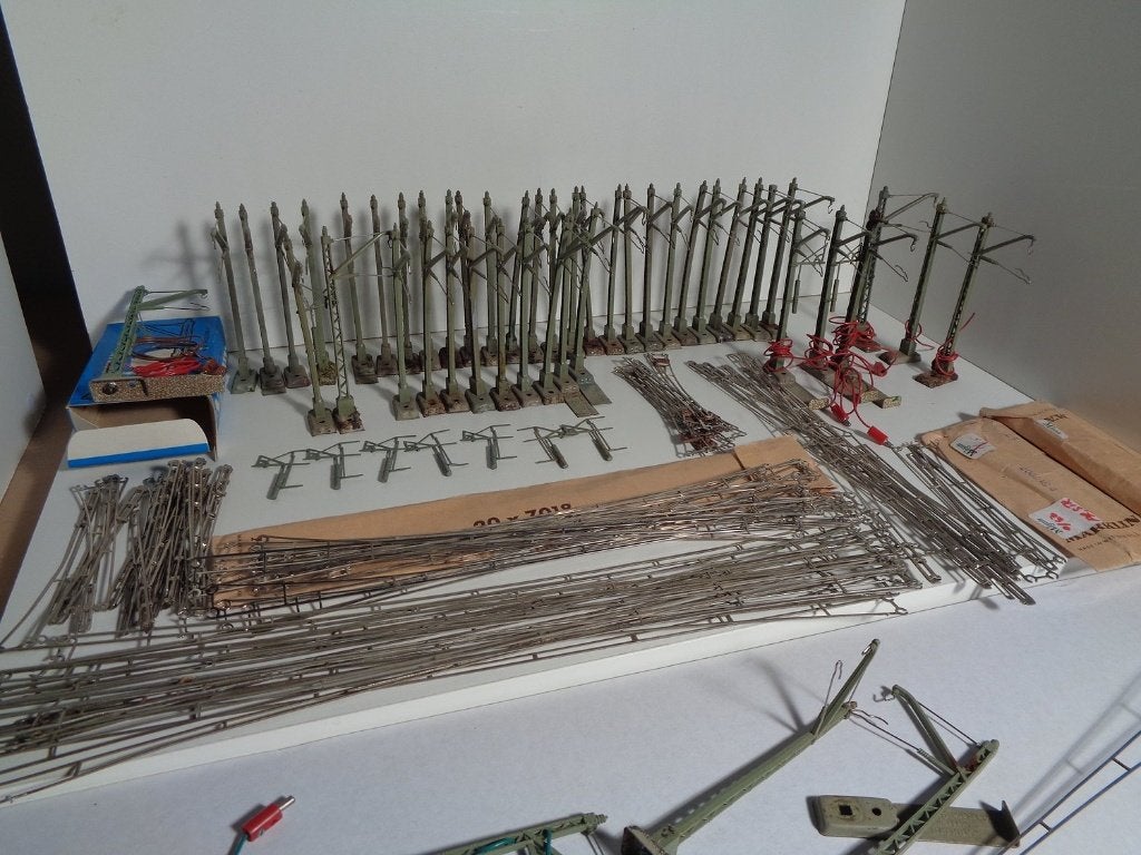 Märklin Caténaires et mats, Hobby & Loisirs créatifs, Trains miniatures | HO, Enlèvement ou Envoi, Utilisé, Autres types, Courant continu ou Courant alternatif
