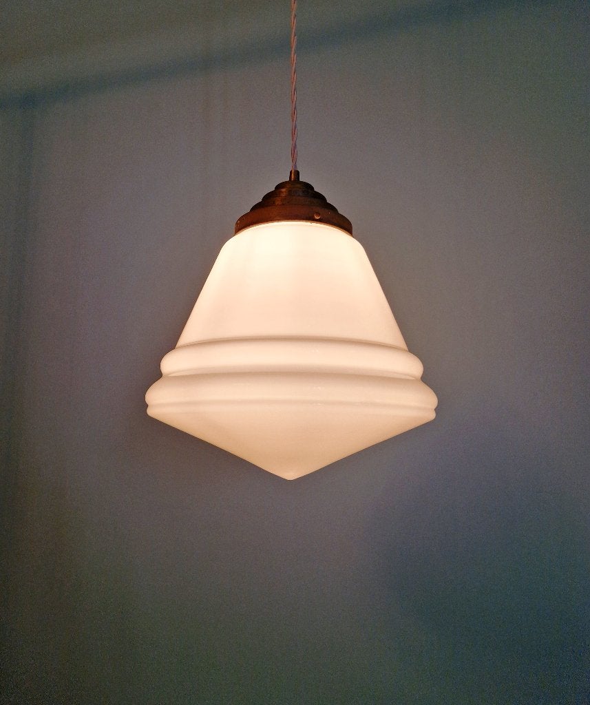 Suspension Art Déco en opaline blanche conique, 1920-30, Enlèvement ou Envoi