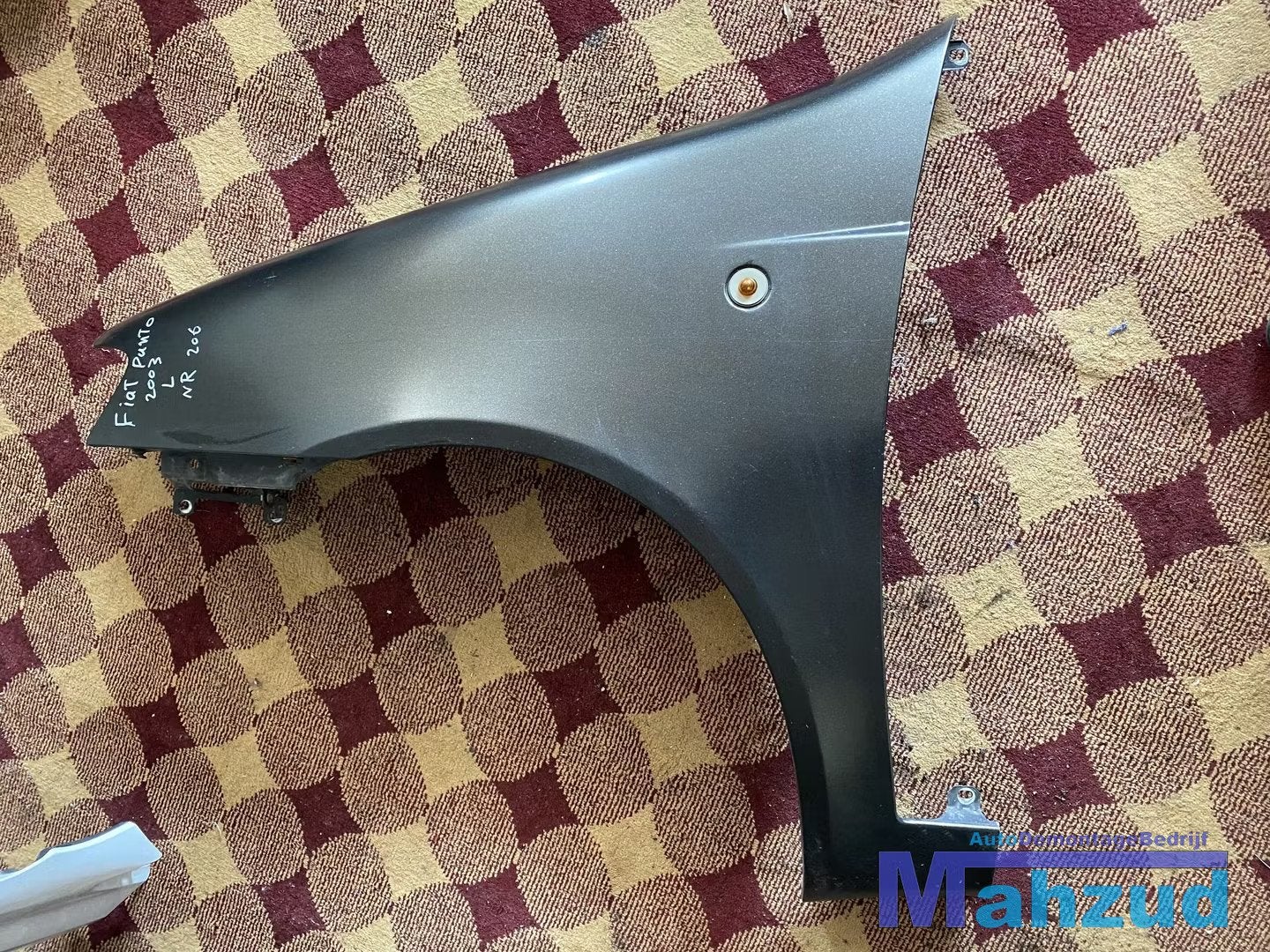 Fiat Punto 188 linker voor scherm zijscherm zwart, Gebruikt, Voor, Stellantis Europe S.p.A., Info@stellantis.com