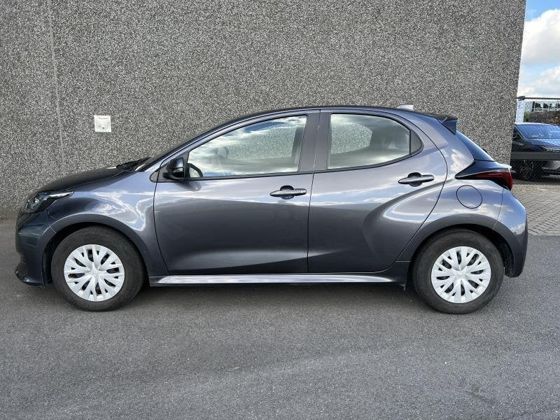 Toyota Yaris 1.5 Hybride Dynamic, Auto's, Automaat, https://public.car-pass.be/vhr/bdbd8d7e-388a-46dc-ac86-de3d8e9c2a1e, Overige kleuren
