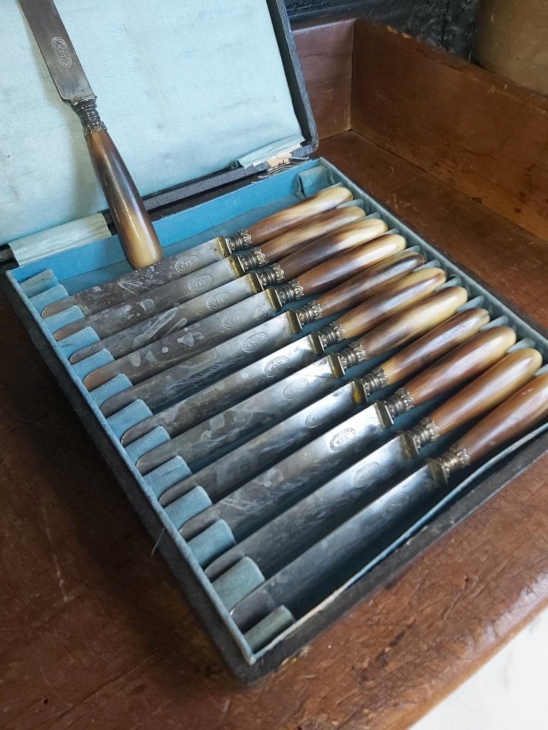 Set van 12 oude messen gemerkt Coutellerie Supérieure, Antiek en Kunst, Ophalen of Verzenden