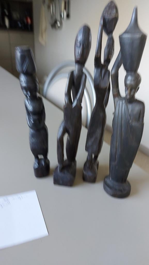 Afrikaanse sculpturen. Handgemaakt., Antiek en Kunst, Kunst | Beelden en Houtsnijwerken, Ophalen