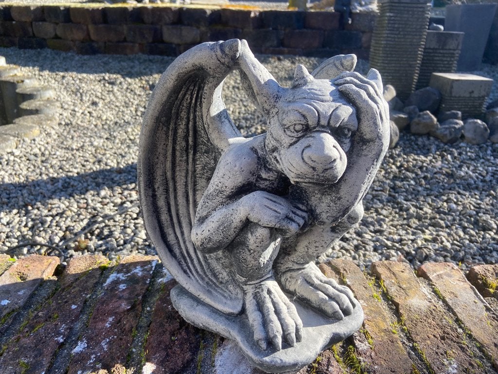 Gargoyle , hoogte 45cm, Tuin en Terras, Ophalen, Nieuw, Beton, Dierenbeeld