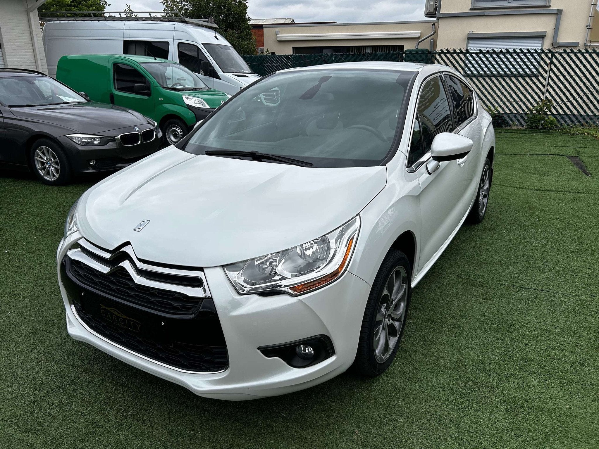 Citroën DS4 1.6 AUTOMAAT Sport Chic ° 45833 KM° GPS° 12M, Autos, Euro 5, Achat, Entreprise, Noir