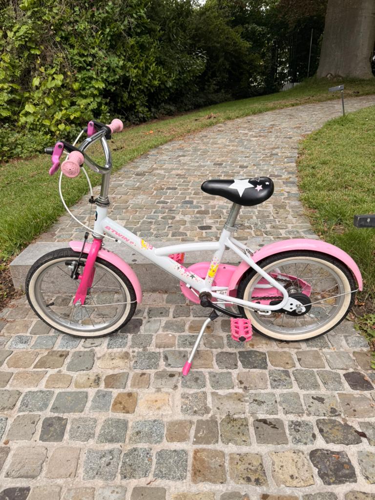 Vélo enfant 4-6 ans, 16 pouces - Btwin, Vélos & Vélomoteurs, Enlèvement, Comme neuf, 16 pouces