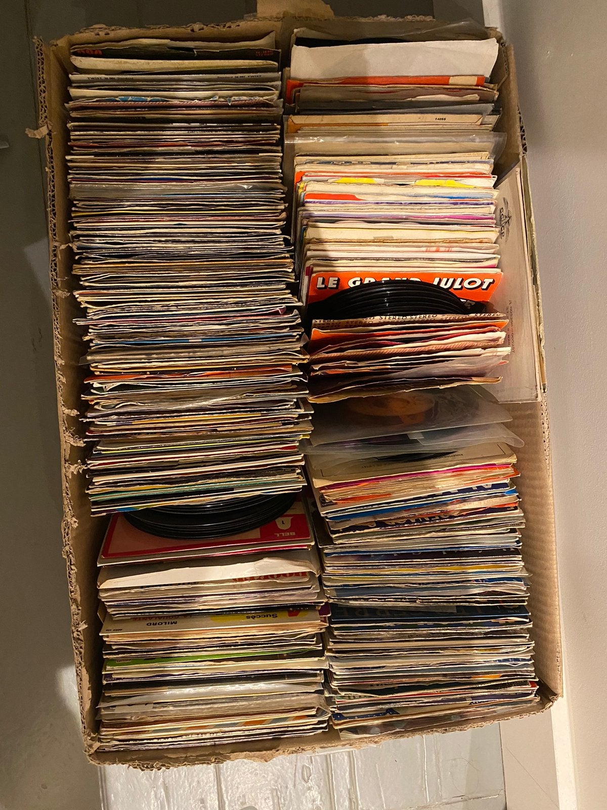 Plus de 400 vinyles 45 tours, Enlèvement ou Envoi, Comme neuf, Pop, EP