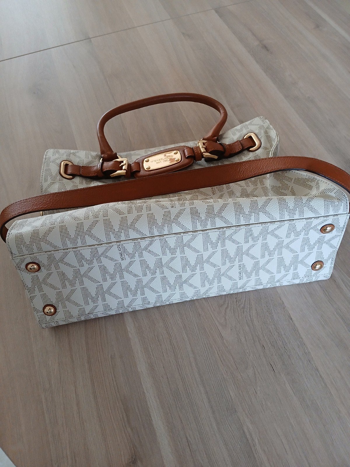 Michael kors wit met bruin, Handtassen en Accessoires, Tassen | Damestassen, Ophalen, Wit, Handtas