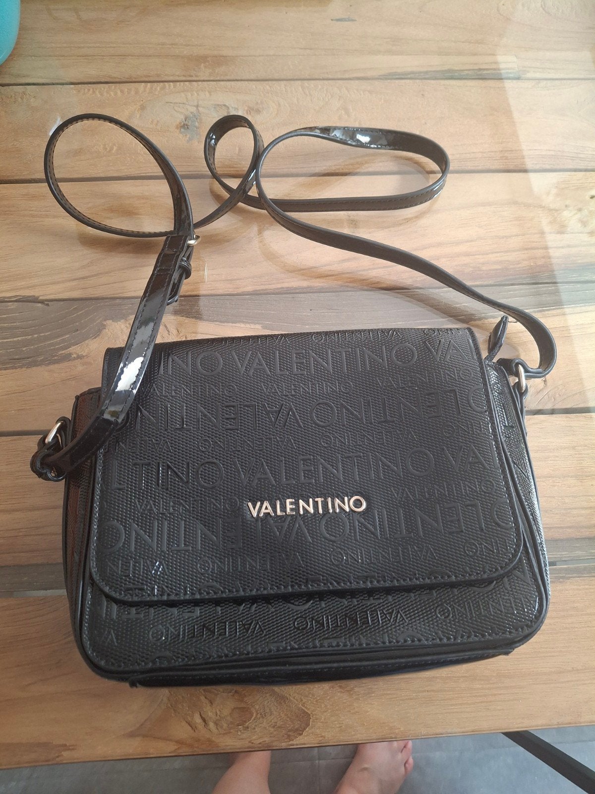 Prachtige hand / heuptas Valentino zwart, Handtassen en Accessoires, Tassen | Damestassen, Ophalen, Zwart